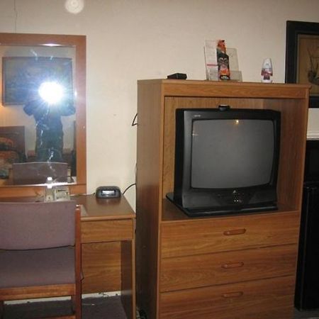 Mountain Trail Inn Logan 객실 사진