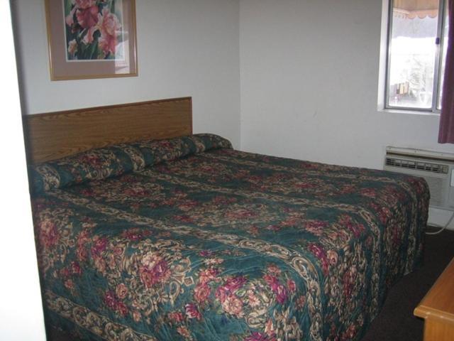 Mountain Trail Inn Logan 객실 사진